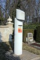 Deutsch: Gedenksäule am Mödlinger Friedhof