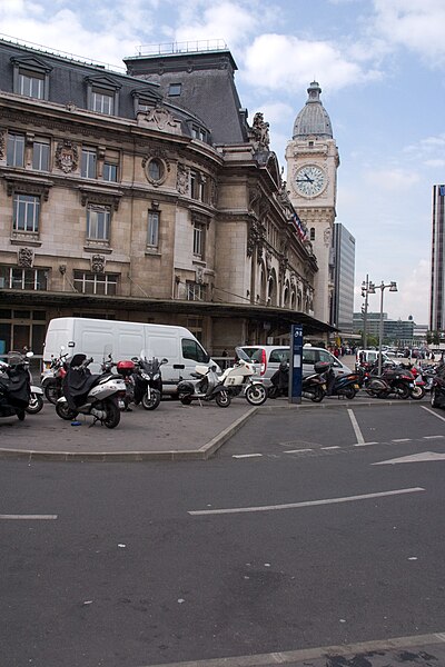 File:Gare de Lyon xCRW 1324.jpg