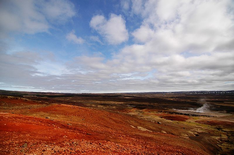 File:Geyser area - panoramio - Michal Huniewicz (3).jpg