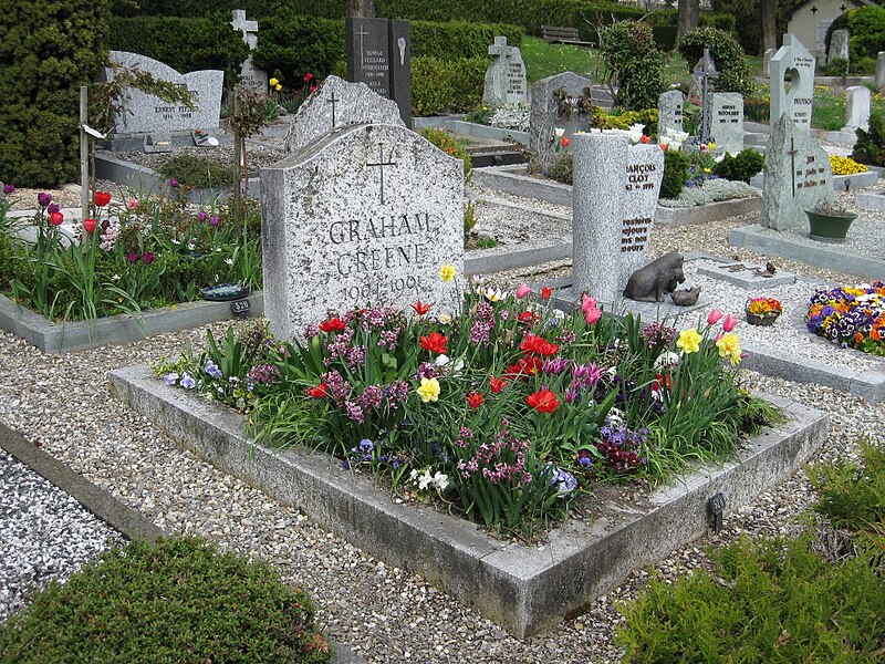 Tiedosto:Graham Greene grave in Corseaux.JPG