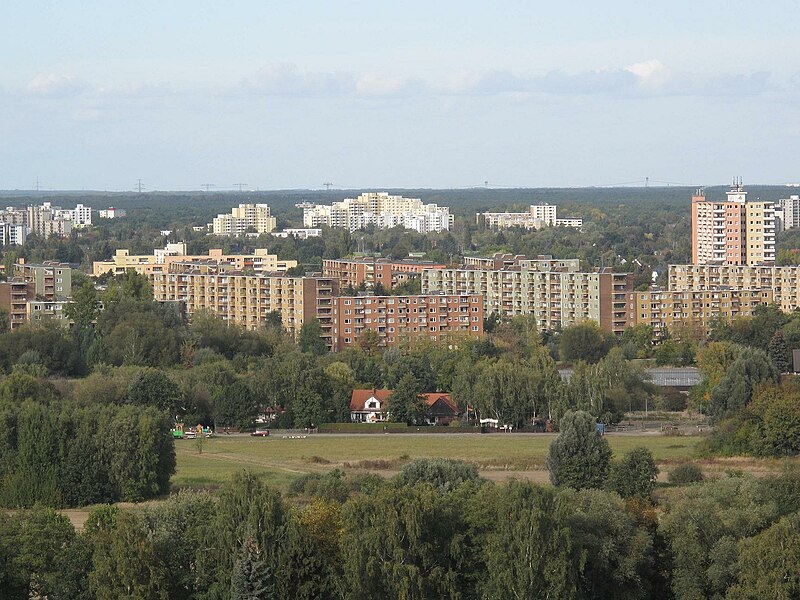 File:Hahneberg view to Staaken.JPG