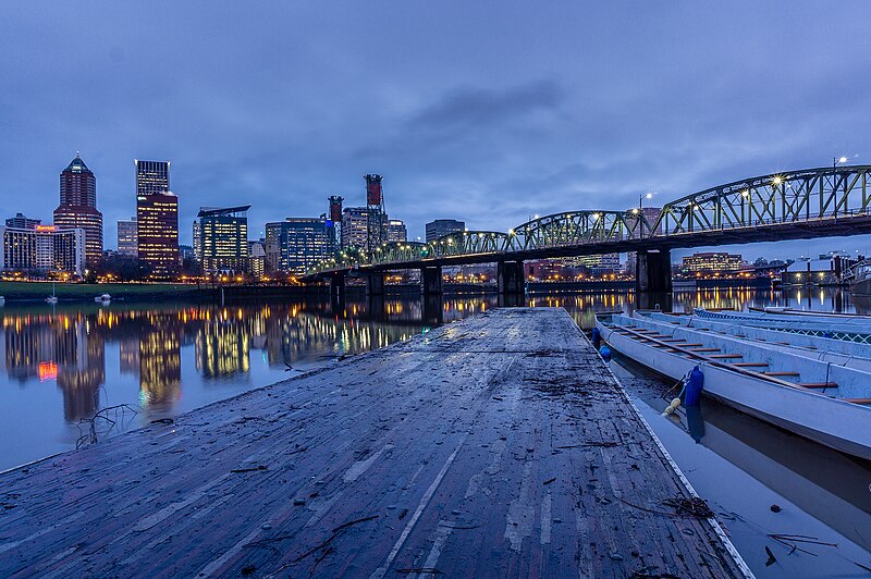 File:Hawthorne Bridge as seen from the launch dock.jpg