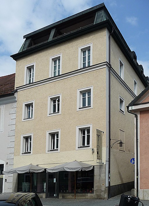 Heiliggeistgasse 13 Hennengasse 4