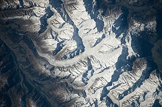Blick von der Internationalen Raumstation auf die Berggegend, Rhône valley and Bernese Alps