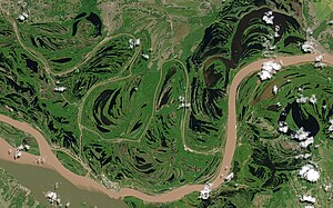 The Paraguay River around Isla del Cerrito, Argentina-Paraguay border. The Paraguay River passes through 2 Argentine provinces: Formosa and Chaco. (The image has been rotated eastwardly).