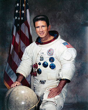 James B. Irwin: Astronauta estadounidense