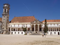 A Universidade de Coimbra.