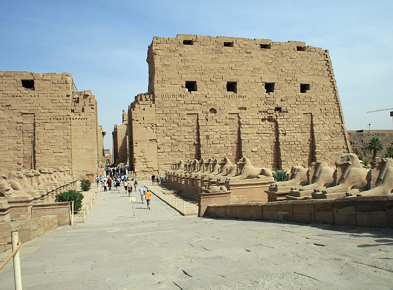 File:Karnak temple 1.jpg