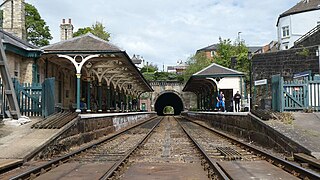 <span class="mw-page-title-main">Knaresborough railway station</span> Railway station in North Yorkshire, England