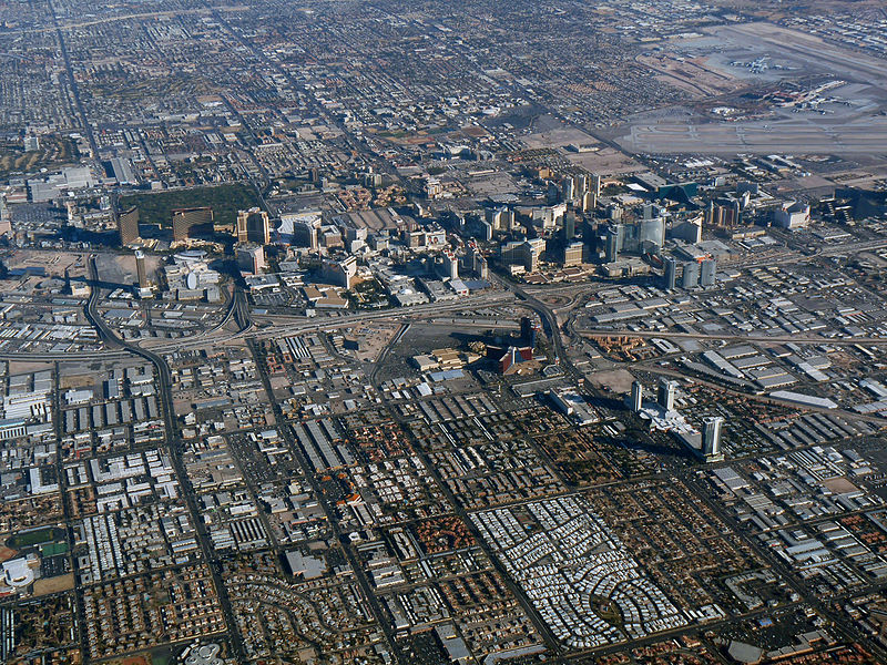 File:Las Vegas strip from the air (3191356127).jpg