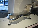 Kézzel készített Lockheed Lounge szék 1986-ból