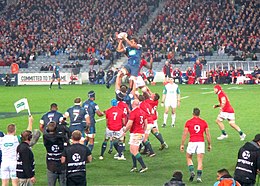 Luatua lineout.jpg