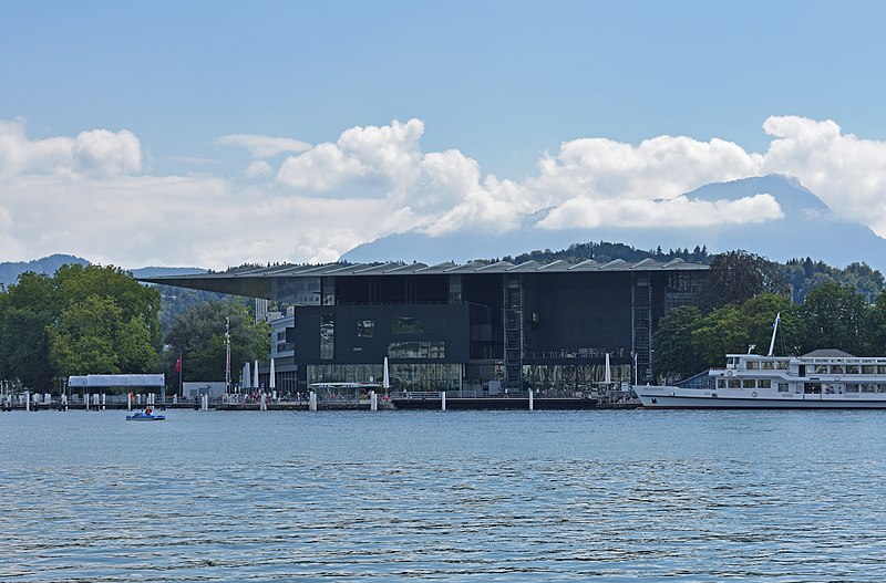 File:Lucerne Kunstmuseum from Schweizerhofquai.jpg