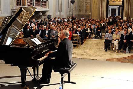 Ludovico Einaudi at Quirinal Palace in 2008