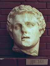 Cabeça busto de rei grego