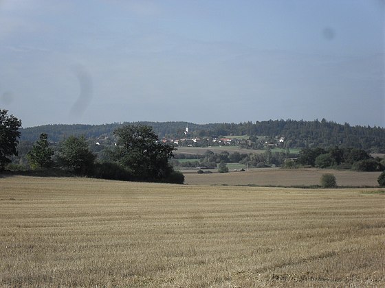 Vue depuis la route reliant Maňovice et Jetenovice.