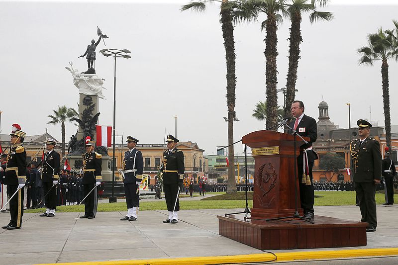 File:MINISTRO VALAKIVI PARTICIPÓ EN CEREMONIA POR EL 135 ANIVERSARIO DE LA BATALLA DE ARICA (18386135189).jpg