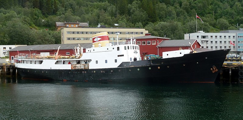 File:MS GamleSkogøy Narvik.jpg