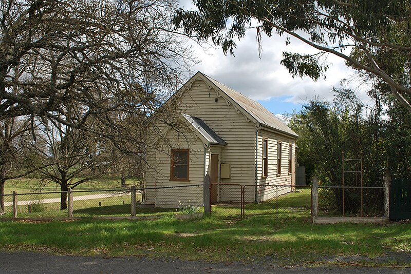 File:MalmsburyUnitingChurch.JPG