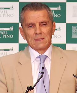 Manuel Conthe 2012 (cropped).jpg