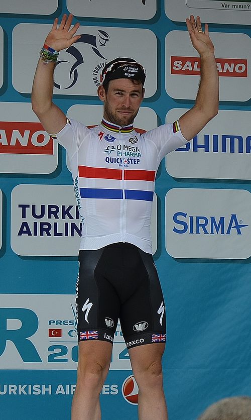 Mark Cavendish wearing the National Champion's Jersey in 2014