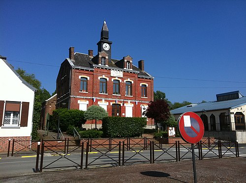 Plombier dégorgement canalisation Mennevret (02630)