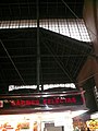 Català: Interior del Mercat del Ninot abans de les actuals obres de reforma. C. Mallorca, 133-157 (Barcelona). This is a photo of a building listed in the Catalan heritage register as Bé Cultural d'Interès Local (BCIL) under the reference IPA-41280. Object location 41° 23′ 16.22″ N, 2° 09′ 15.93″ E  View all coordinates using: OpenStreetMap