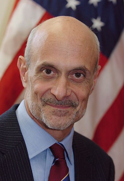 File:Michael Chertoff, official DHS photo portrait, 2005.jpg