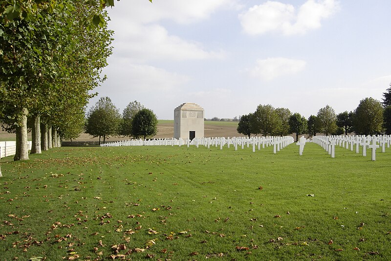 File:Military cemetery of the United States in Bony, France.jpg