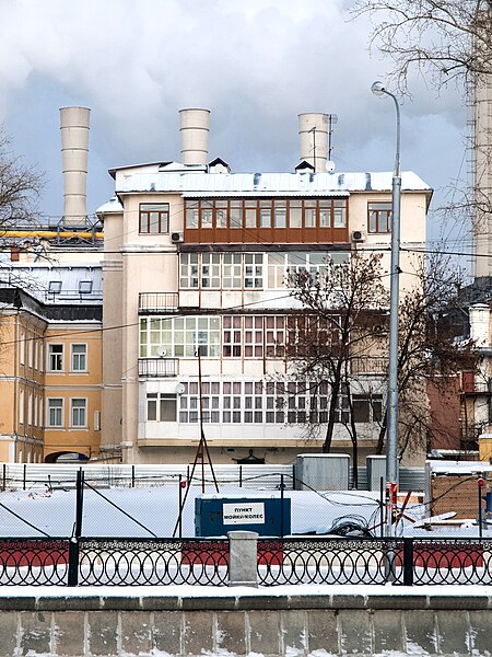 File:Moscow, Sadovnicheskaya 18 back Jan 2010 01a.jpg