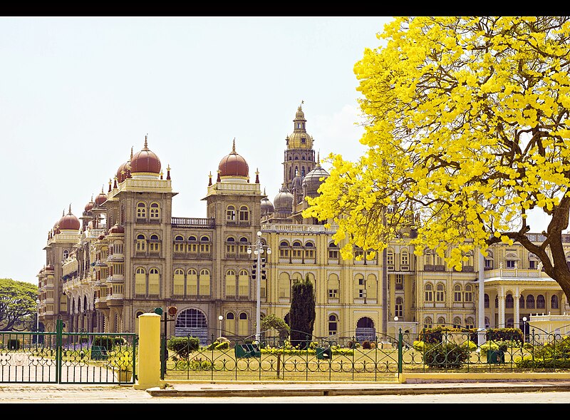 File:Mysore Palace 2012.jpg
