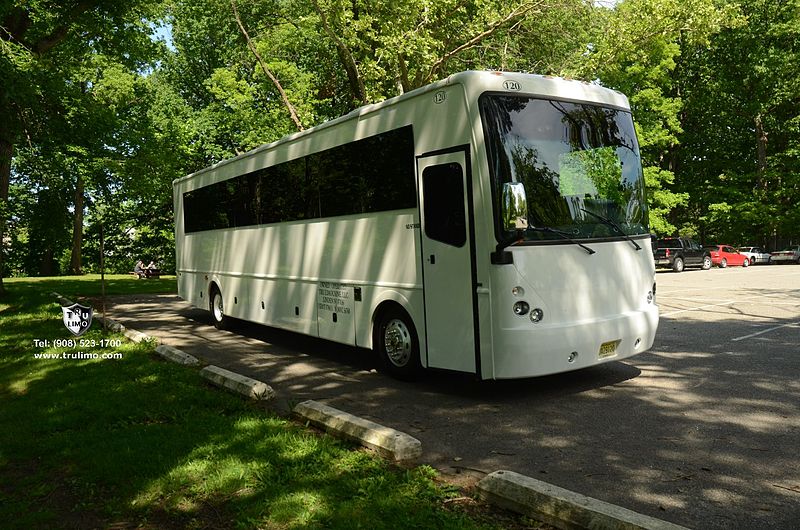 File:NJ Party Bus Exterior (42 Passenger).JPG