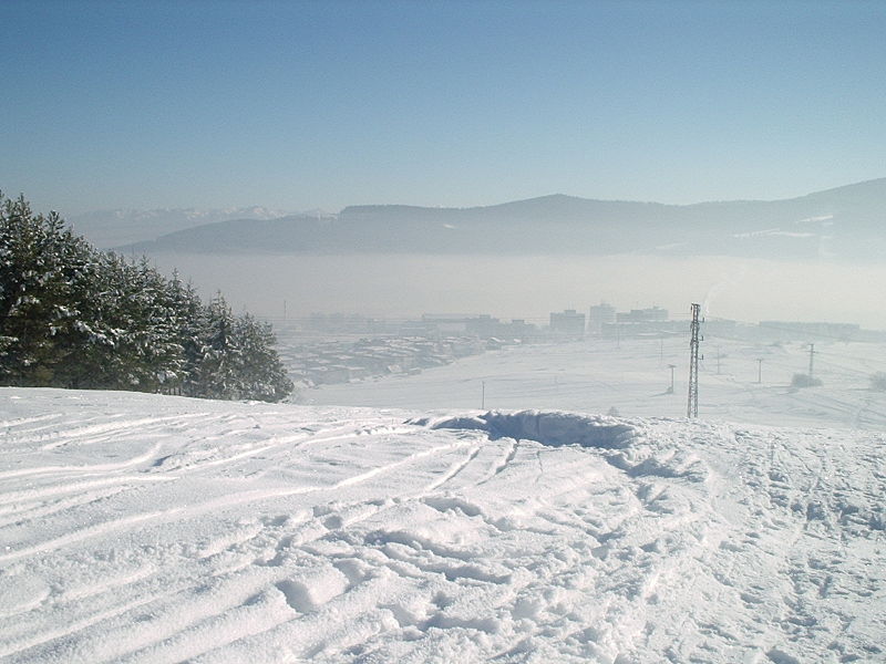 File:Namestovo winter.JPG