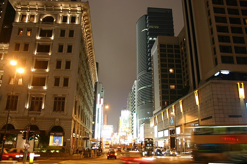 File:Nathan Road at Salisbury Road in Tsim Sha Tsui at Night.JPG