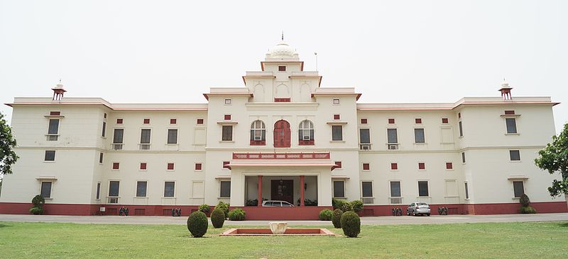 File:New Moti Bagh Palace, Patiala.jpg