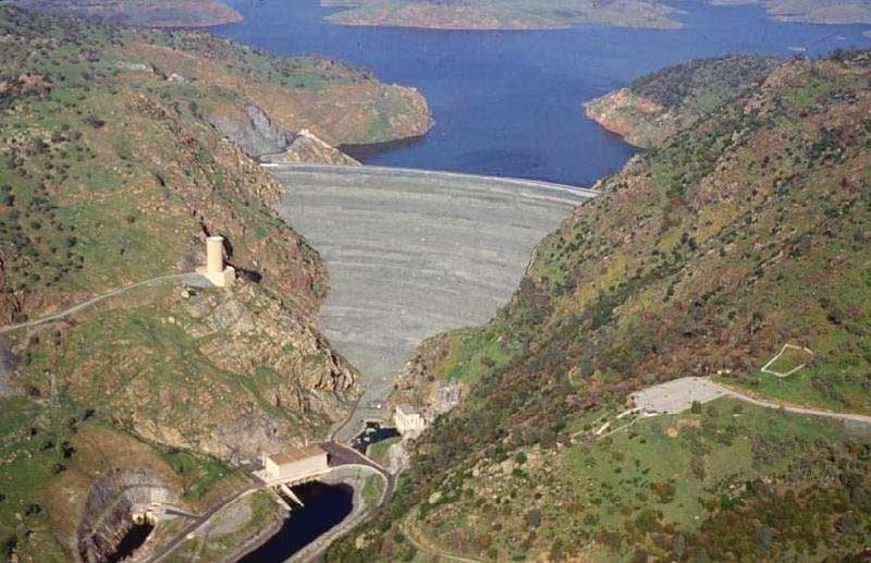 File:Newmelonesdam1b.jpg