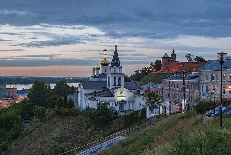 Fichier:Nizhny Novgorod Ilyinskaya Street 07-2019 04.jpg