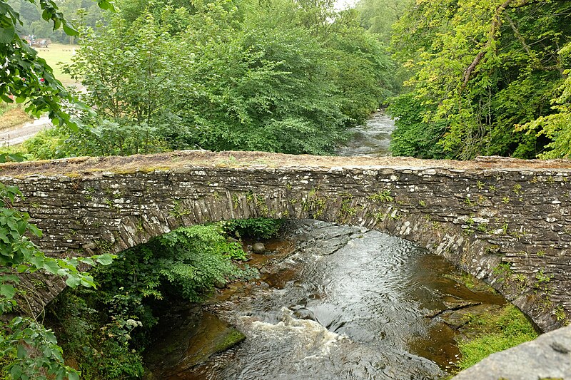 File:Old Bridge at Braco (geograph 5866068).jpg