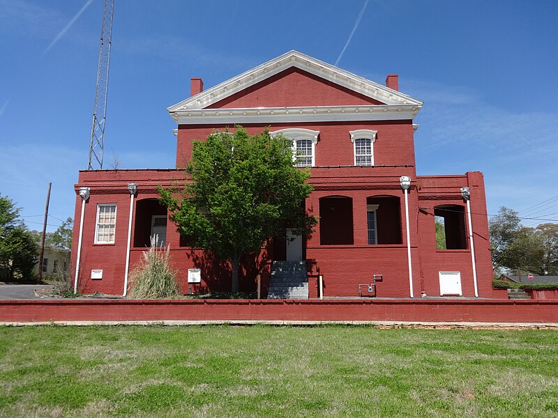 File:Old Spalding County Courthouse (South face).JPG