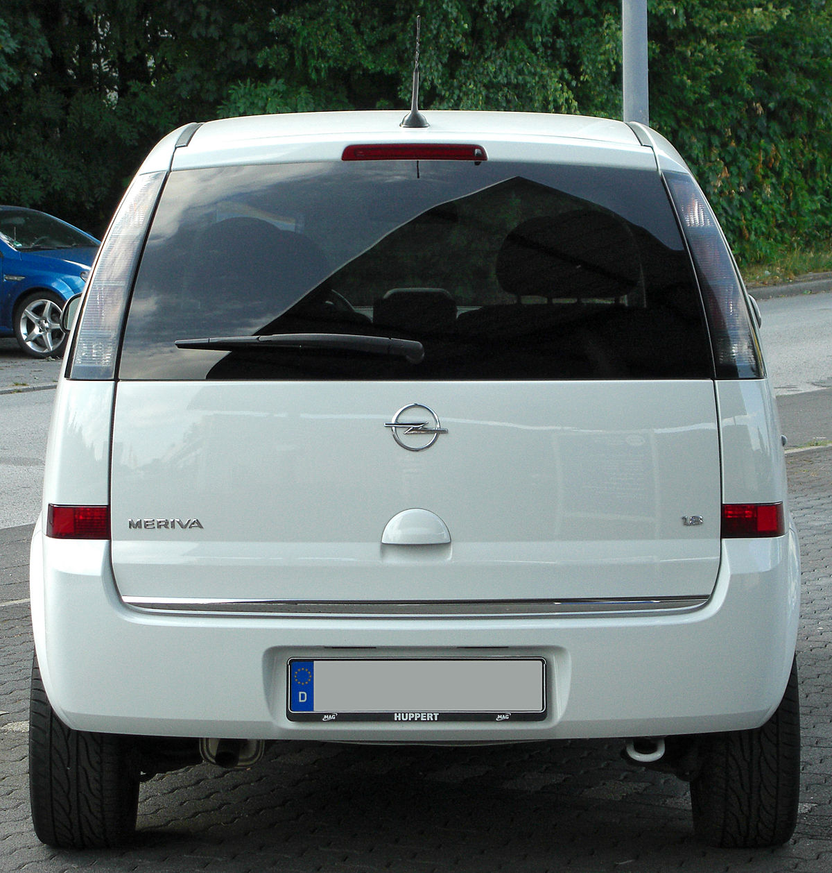 File:Opel Meriva A 1.8 Cosmo Facelift rear-3 20100716.jpg - Wikimedia  Commons