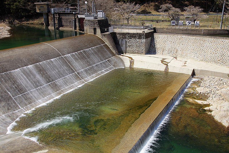 File:Oshiyama-dam, Toyota 2013.jpg