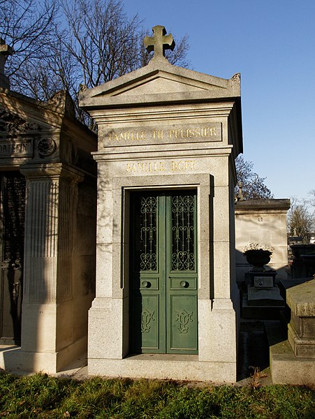 File:Père-Lachaise - Division 93 - Pélissier-Boff 01.jpg