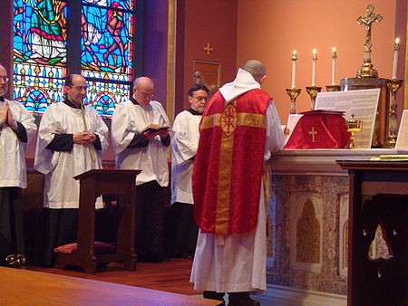 A Palm Sunday Low Mass celebrated ad orientem (not necessarily in the geographical sense) in 2009