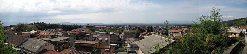 File:Panorama tetti Cittanova.jpg
