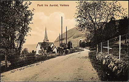 Parti fra Aurdal, Valders, ca 1914.jpg