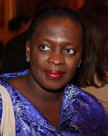 Paula Cox 2010 (cropped).jpg