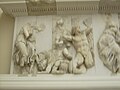 Pergamonmuseum - Antikensammlung - Pergamonaltar 15.jpg