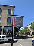 Vignette pour Place des Fleurs-de-Macadam