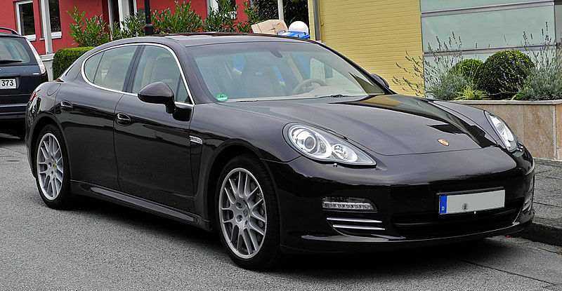 File:Porsche Panamera 4S (970) – Frontansicht, 20. September 2011, Wülfrath.jpg