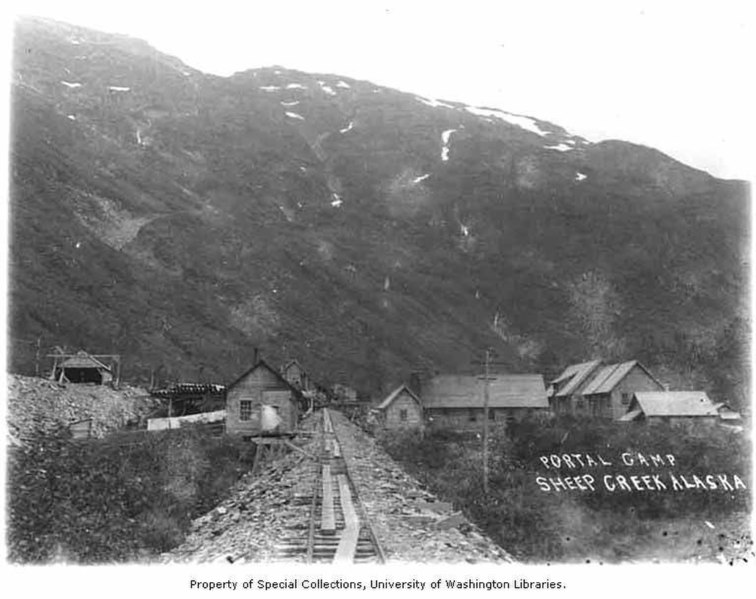 File:Portal Camp at Sheep Creek, Alaska, between 1910 and 1920 (AL+CA 753).jpg